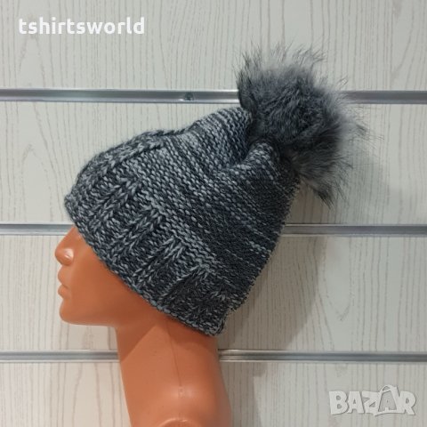 Нова зимна дамска шапка СилвърСтар сив меланж без подгъв в помпон/пух, снимка 3 - Шапки - 35512324