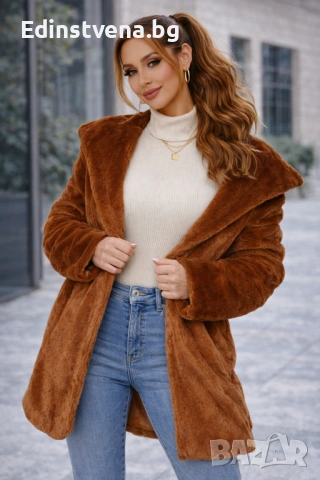 Дамско палто в кафяво