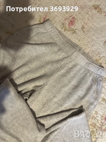 Долнище , снимка 2 - Детски анцузи и суичери - 53387638