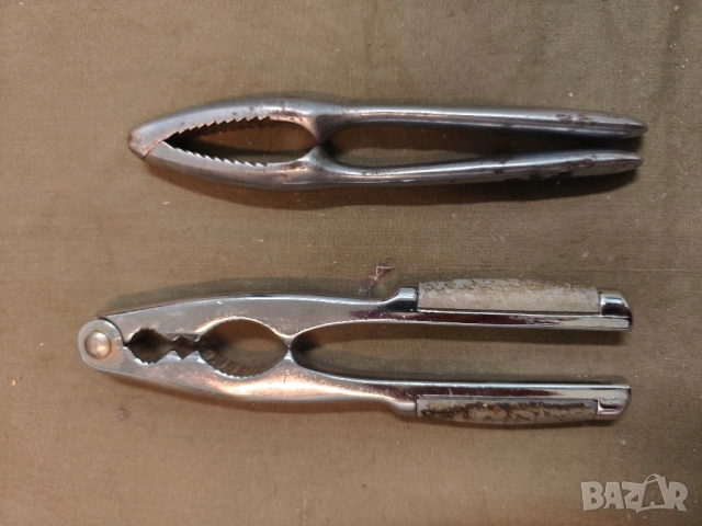 Продавам две месингови орехотрошачки