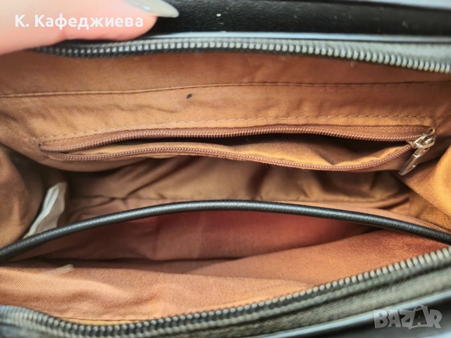 Дамска чанта, снимка 3 - Чанти - 52423403