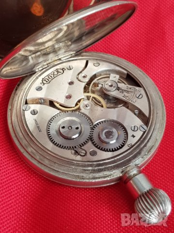 Стар голям механичен часовник DOXA  за автомобил, снимка 8 - Антикварни и старинни предмети - 37639458
