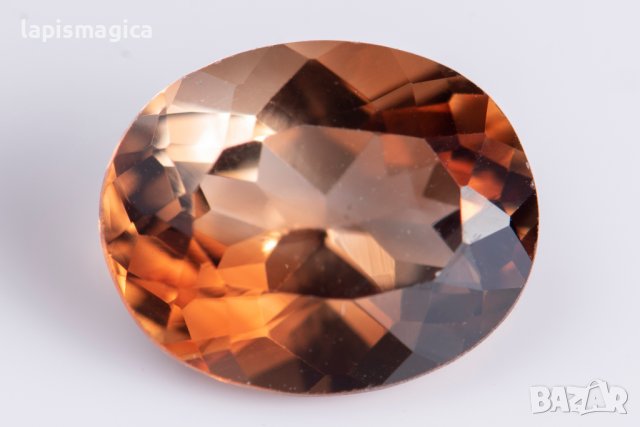 Конячен топаз 4.6ct овална шлифовка