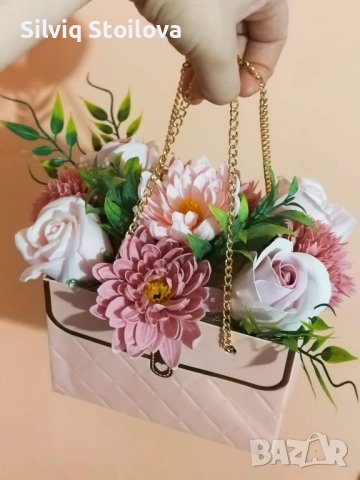 ‼️Ново‼️Страхотни свежи чантички със сапунени цветя за предстоящия 8 ми март и не само🌷, снимка 5 - Подаръци за жени - 43985422