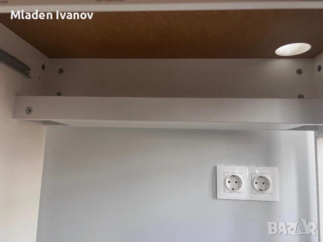 Бюро IKEA Micke 50x73см бяло, снимка 5 - Бюра - 53399774