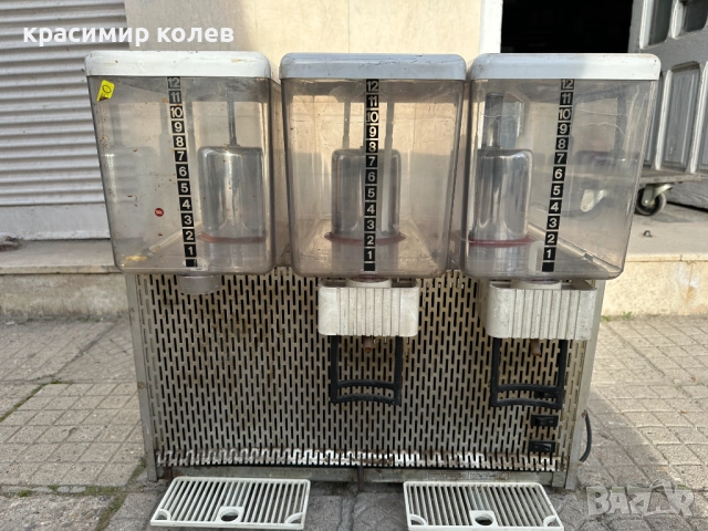 италианска професионална машина за охлаждане на сок или айран