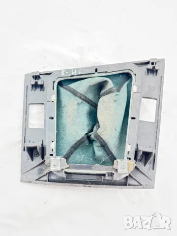 Централна конзола с маншон за БМВ Е46, BMW E46, 8211465, снимка 2 - Части - 47933809