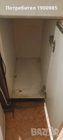 Евтино шкафче, снимка 4 - Шкафове - 51806715