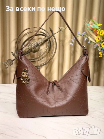 Christian Dior Дамска Чанта Кристиян Диор - Налични Различни Цветове Код E1135, снимка 15 - Чанти - 52658426