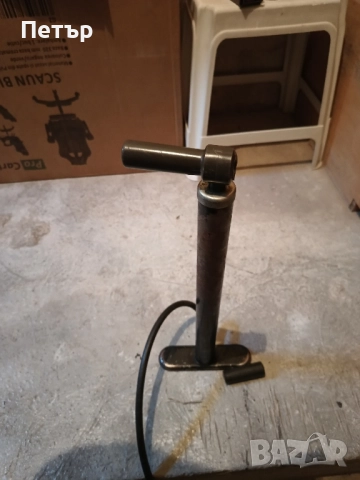Продавам Стара помпа за автомобил или велосипед, снимка 2 - Аксесоари и консумативи - 51807052
