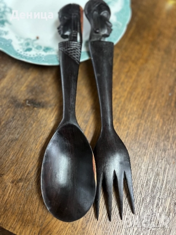 Комплект  ръчно резбовани дървени прибори за сервиране на салата, снимка 2 - Прибори за хранене, готвене и сервиране - 52620970