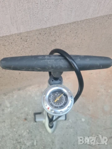 Помпи за велосипед с високо налягане-Trek, снимка 12 - Аксесоари за велосипеди - 34183171