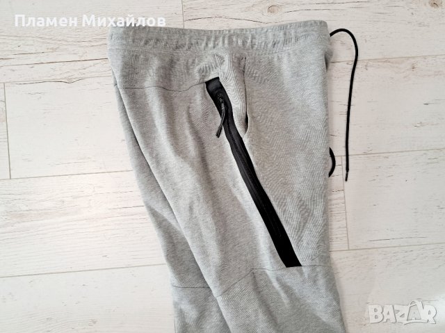Nike Tech- Ориг. долнище , снимка 4 - Спортни дрехи, екипи - 43656459