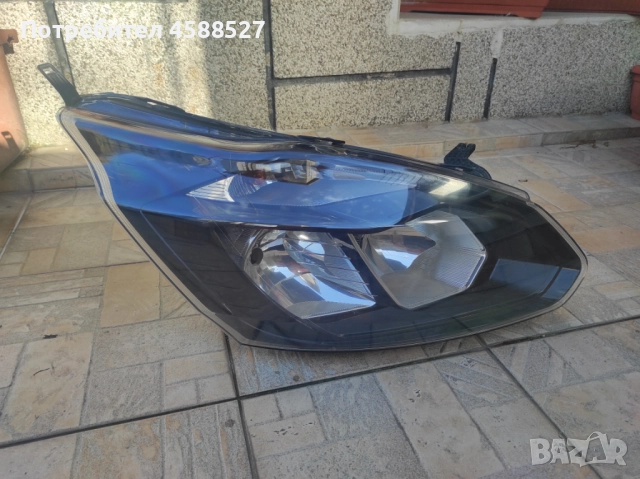 Десен фар за Ford Transit Custom 2012-2018, снимка 3 - Части - 52511621