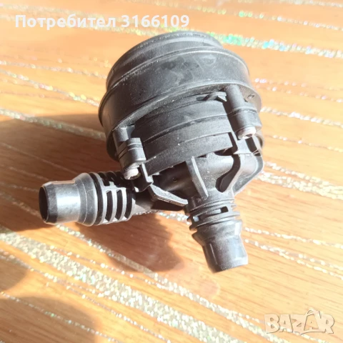  Цирколационна водна помпа BOSCH за Мерцедес GLC, снимка 5 - Автомобили и джипове - 50958364