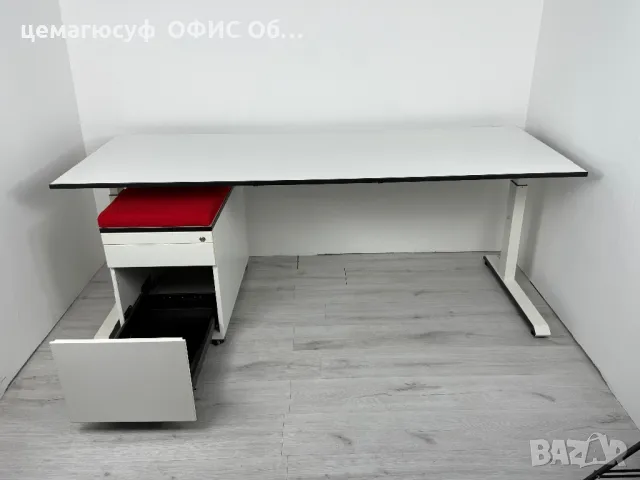 Бюро Sedus temptation C - ръчно регулиране на височината обзавеждане