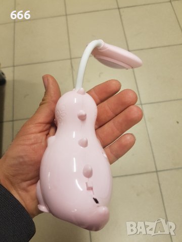 Настолна лампа, снимка 3 - Настолни лампи - 43188234