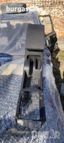 Подлакътник Nissan X Trail T30