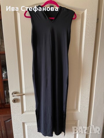 Спортна нова  еластична черна рокля с качулка , снимка 3 - Рокли - 37308477