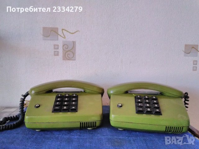 Стари телефонни апарати от СОЦА.