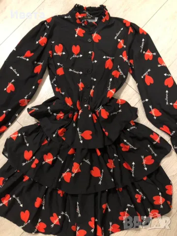 Дамска рокля на сърца