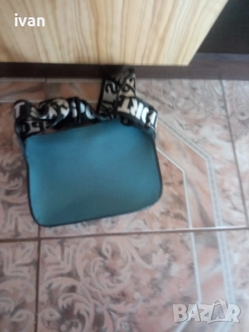 Дамска детска чанта , снимка 2 - Чанти - 52256639