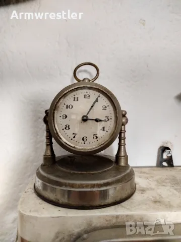 Стар Механичен Часовник 