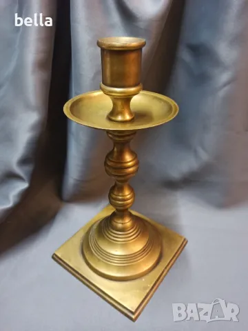 МАСИВЕН ВИСОК БРОНЗОВ СВЕЩНИК, снимка 2 - Антикварни и старинни предмети - 48041430