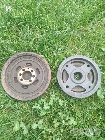 Демпферна шайба Мазда 5/6, снимка 2 - Части - 33160006