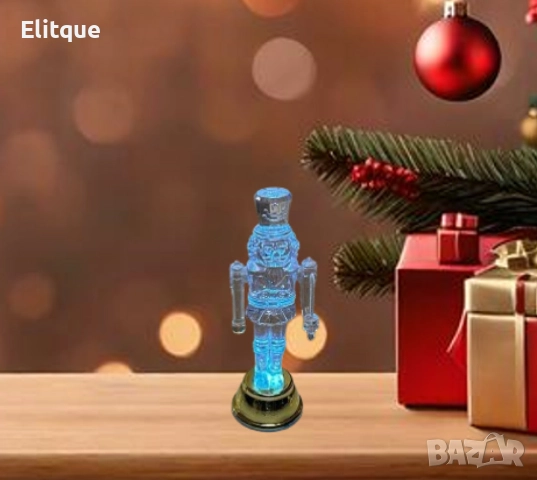 Светеща Коледна фигурка Лешникотрошачка – Войник, с LED осветление