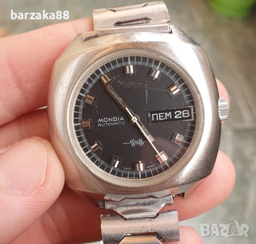Стар мъжки часовник Mondia 36 Автоматик, снимка 1