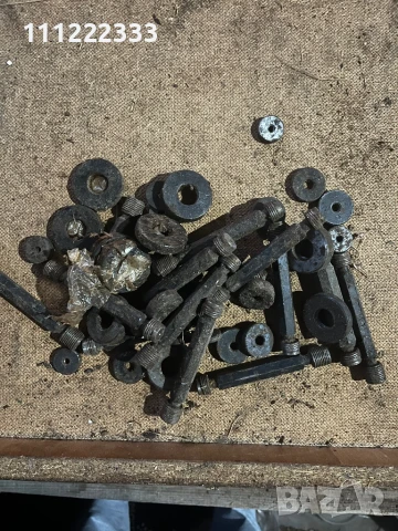 Продавам металорежещи инструменти, въртящи центри и зъбни колела за стругове и фрези, снимка 9 - Стругове - 50990834