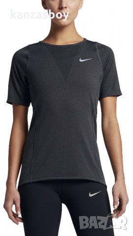 Nike Zonal Cooling - страхотна дамска тениска КАТО НОВА