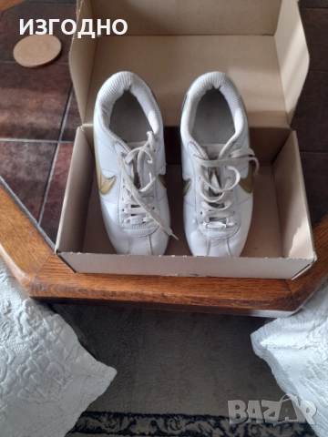 25 ЛЕВА NIKE МАРАТОНКИ, снимка 3 - Маратонки - 52616325