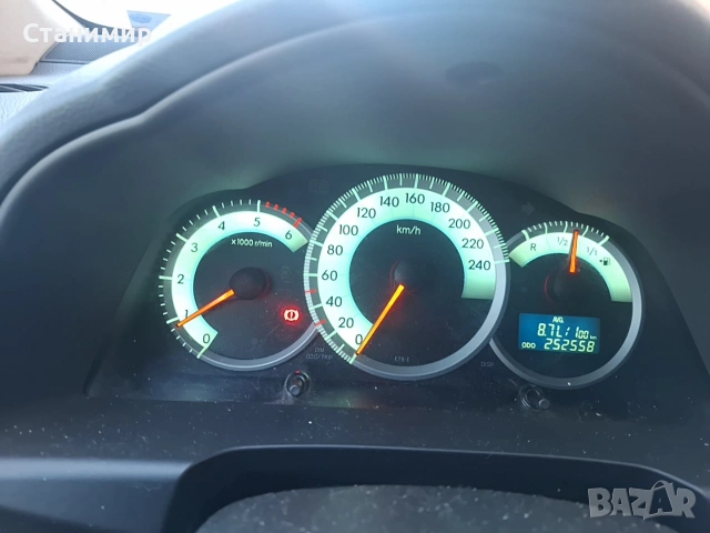 Тойота Корола Версо 2.2 136кс 2009г, снимка 13 - Автомобили и джипове - 53585132