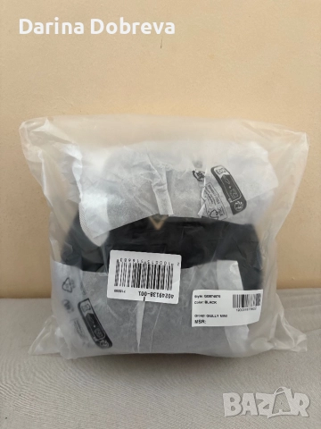 Оригинална нова чанта на Guess, снимка 8 - Чанти - 52130722