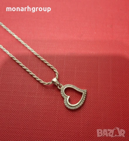 Сребърно колие