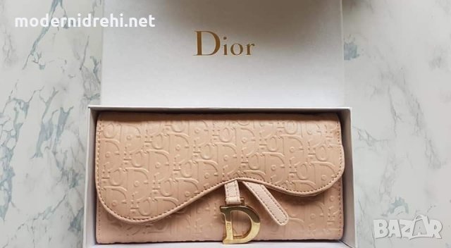 Дамско портмоне Christian Dior, снимка 1 - Портфейли, портмонета - 32246757