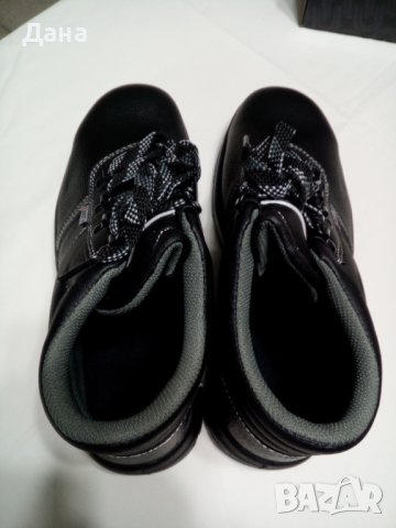 Зимни работни обувки--44 номер, снимка 3 - Мъжки боти - 43076012