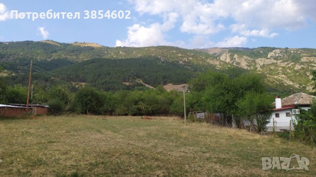 Южен поземлен имот с панорама, река и гора, снимка 1 - Парцели - 43172072