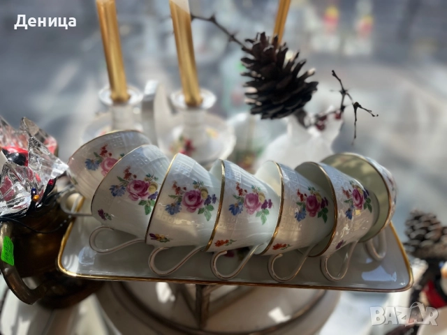 Hutschenreuther Dresden.  Всяка чаша е бижу⚜️ Нежна, прозирна, букети цъфтят върху бял порцелан. 