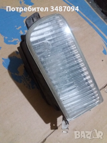  Десен фар за мъгла / халоген за AUDI 100 C4 