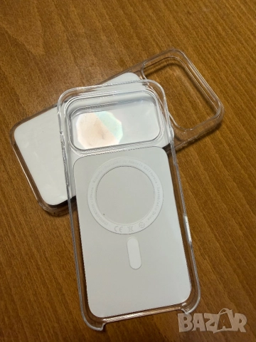 Два броя оригинални Mag safe -кейса без кутия за iphone 17 Pro Max, снимка 4 - Калъфи, кейсове - 52383173