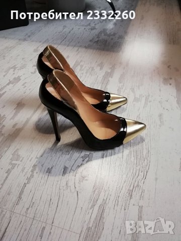 Лачени обувки - черно и златно