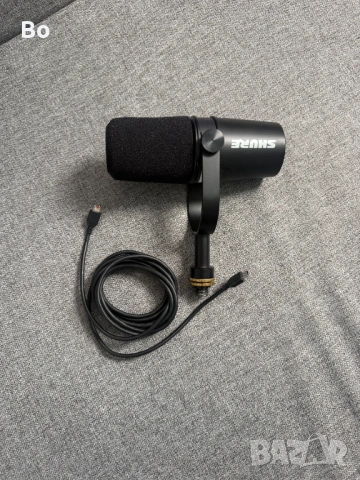 Shure MV7 микрофон – използван, работещ, с повреден жак, снимка 7 - Микрофони - 53414848