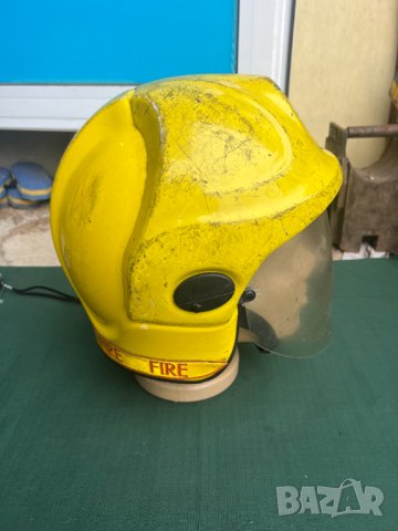 Продавам пожарникарска каска Лондон , снимка 2 - Други ценни предмети - 43405545