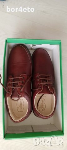 ПРОДАВАМ оригинални кожени  спортни обувки, снимка 2 - Спортни обувки - 42974050