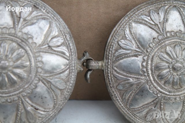 Сребърни възрожденски пафти, снимка 4 - Антикварни и старинни предмети - 38288767