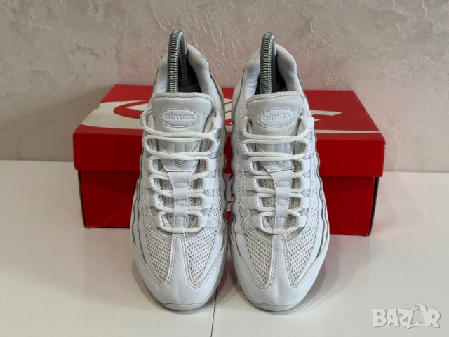 Маратонки Nike Air Max 95 Triple White | 37,5, снимка 3 - Маратонки - 52598960