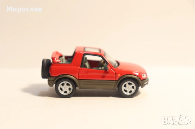 1:72 HONGWELL TOYOTA RAV 4 ИГРАЧКА КОЛИЧКА МОДЕЛ, снимка 4 - Колекции - 52577588